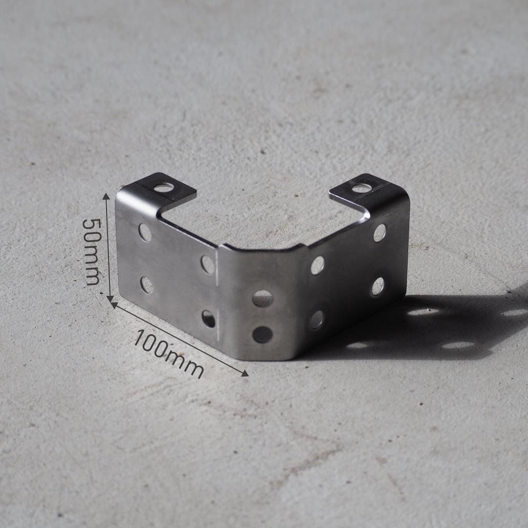 Connected by Metal -M01-