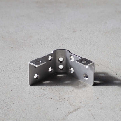 Connected by Metal　-M01-